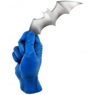 Cryptozoic - DC Hand Statue - Batman with Batarang