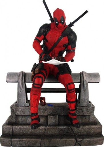 Diamond Select - Deadpool - Premier Collection