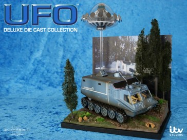 Sixteen 12 - UFO Deluxe DieCast Collection - Shado 2 Control Mobile with Sky 1