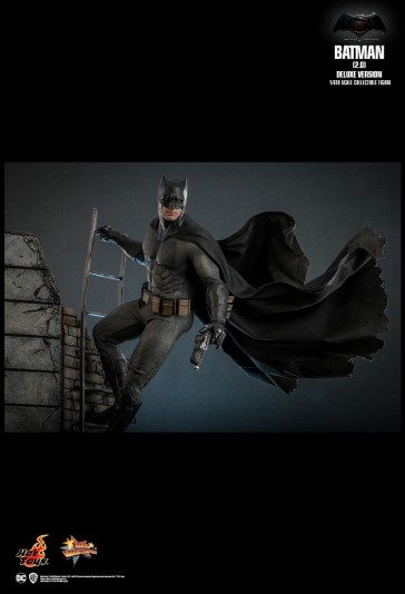 Hot Toys - Batman 2.0 - Batman v Superman: Dawn of Justice - Deluxe Version