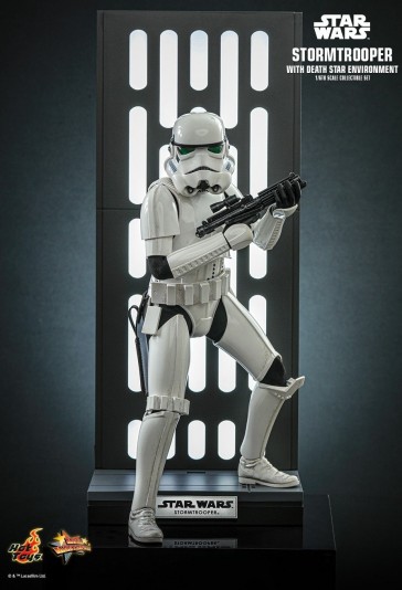 Hot Toys - Stormtrooper with Death Star Environment
