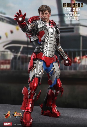 Hot Toys - Tony Stark - Mark V Suit up Version - Deluxe Version