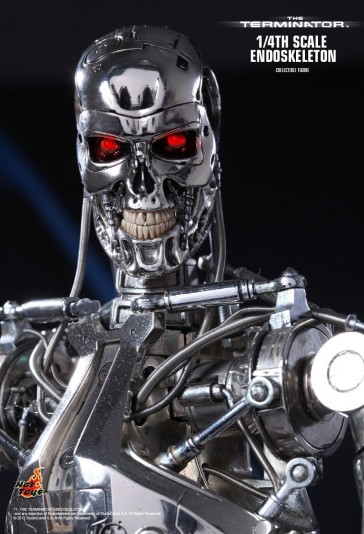 Hot Toys - Endoskeleton - The Terminator 