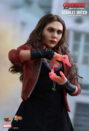 Scarlet Witch - Avengers: Age of Ultron by Hot Toys