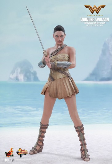 Wonder Woman - Training Armor Version - Hot Toys