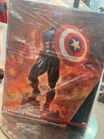 Sideshow - Captain America - Premium Format Statue