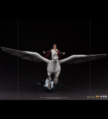 Iron Studios - Harry Potter and Buckbeak - Harry Potter - Deluxe Art Scale Statue 