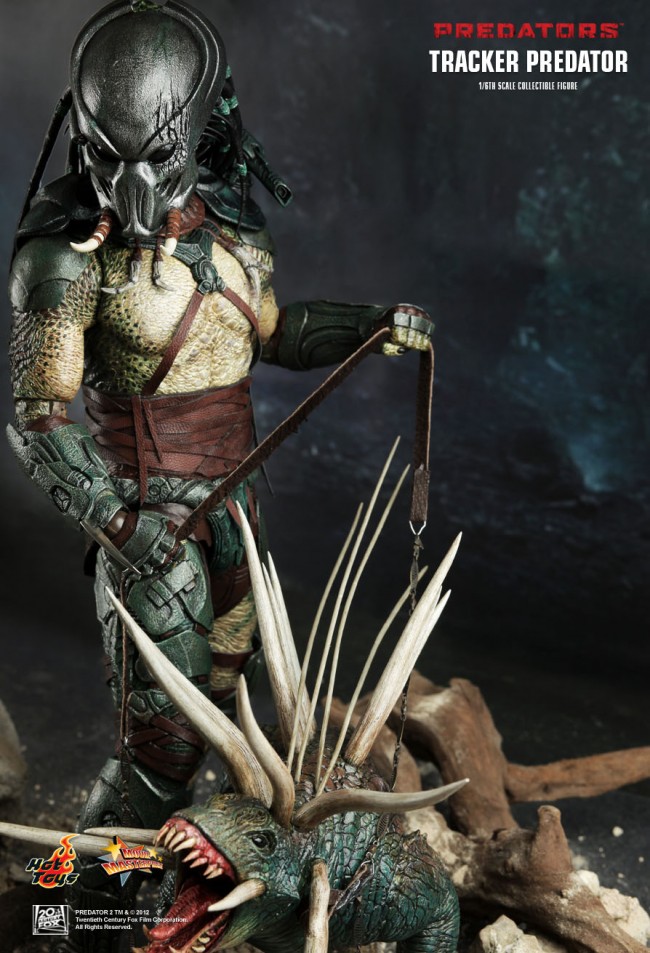 Tracker Predator with Hound -Hot Toys - Movie Masterpieces - Incredible ...