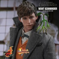 Hot Toys - Newt Scamander - Fantastic Beasts: The Crimes of Grindelwald 