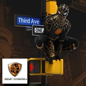 Beast Kingdom - Spider-Man Black and Gold Suit - Spider-Man: No Way Home - D-Stage - PVC Diorama