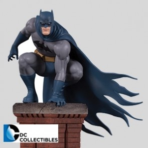 Bat-Family Statue Batman - Part 1 of 5 - DC Direct