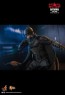 Hot Toys - Batman and Bat-Signal