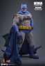 Hot Toys - Batman Battle Damaged - Batman: The Dark Knight