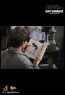 Hot Toys - Newt Scamander - Fantastic Beasts: The Crimes of Grindelwald