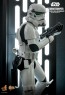 Hot Toys - Stormtrooper with Death Star Environment