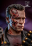 Hot Toys - T-800 - Battle Damaged Version 2.0