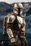 Hot Toys - Mandalorian & The Child - Star Wars: The Mandalorian - Deluxe Version