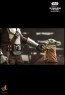 Hot Toys - Mandalorian & The Child - Star Wars: The Mandalorian