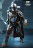 Hot Toys - Mandalorian & The Child - Star Wars: The Mandalorian