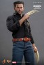 Hot Toys - Wolverine - 1973 Version - Deluxe Version