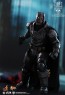 Hot Toys - Armored Batman - Battle Damaged Version