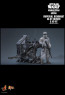 Hot Toys - Imperial Remnant AT-RT Driver and AT-RT